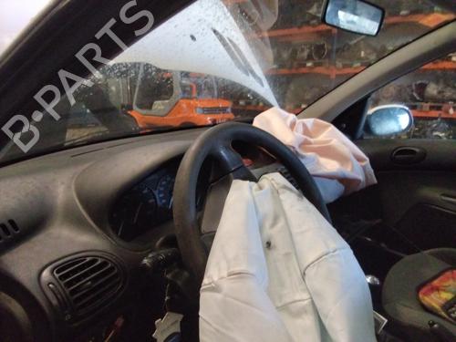 Luftfiltergehäuse PEUGEOT 206 Hatchback (2A/C) 1.4 HDi eco 70 | BP17647454M87