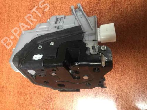 Front left lock AUDI A4 B8 (8K2) [2007-2016]  8558241