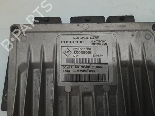 Calculateur moteur (ecu) RENAULT CLIO I (B/C57_, 5/357_) 1.4 (B57J, C57J, B57P) (75 hp) 8583081