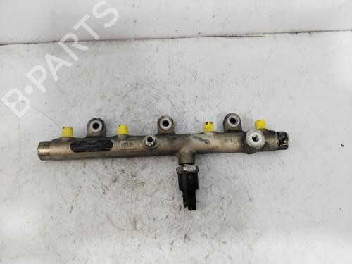 Used Injection rail PEUGEOT 206 Hatchback (2A/C) 2.0 HDI 90 (90 hp) 26008757