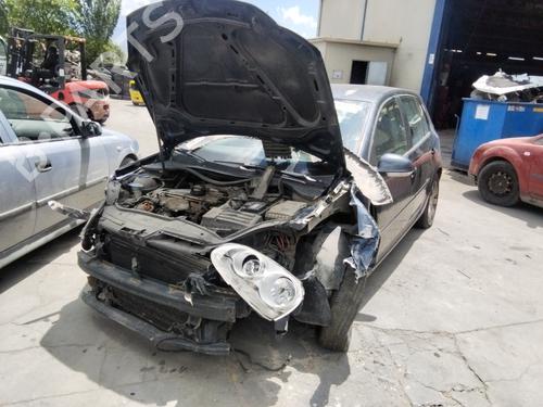 Brugte VW GOLF V (1K1)    4645164