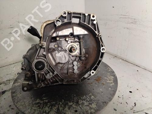 Gearkasse OPEL COMBO Box Body/MPV (X12) 1.3 CDTI (B05) (95 hp) 29174378