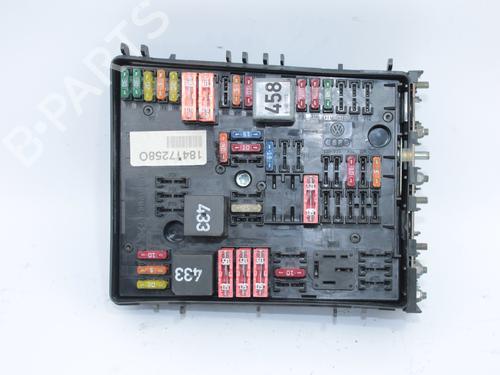 Fuse box VW GOLF V (1K1) 1.9 TDI | BP11413761E1 