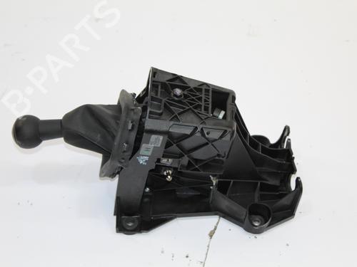 Used Gear lever PEUGEOT RIFTER 1.5 BlueHDi 100 (102 hp) 18487985