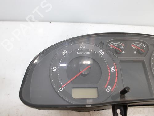 Instrument cluster SKODA SUPERB I (3U4)  | BP17484668C47 