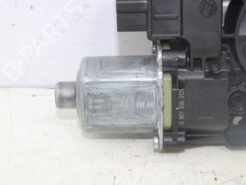 Right rear window motor SEAT IBIZA V (KJ1, KJG) 1.0 TSI | BP15057152E22