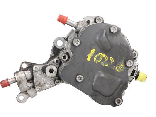 Used Vacuum pump SEAT LEON (1P1) [2005-2013]  32320343
