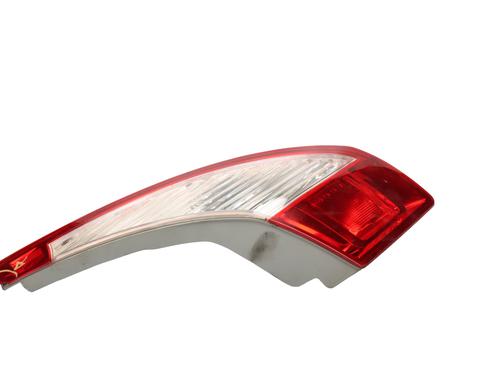 Feu de coffre gauche RENAULT MEGANE III Hatchback (BZ0/1_, B3_) 1.2 TCe (BZ16, BZ28) (132 hp) 29905037