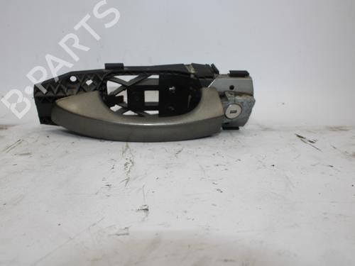Used Front right exterior door handle VW GOLF VI (5K1) 1.6 TDI (105 hp) 12307724