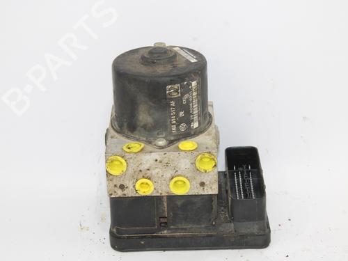 Used ABS pump SEAT LEON (1P1) 1.9 TDI (105 hp) 13897863