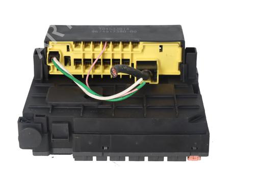 Fuse box CITROËN C4 Picasso II | BP35977670E1 - Image 2