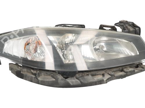 Used Right headlight RENAULT LAGUNA II (BG0/1_) [2001-2007]  30717993