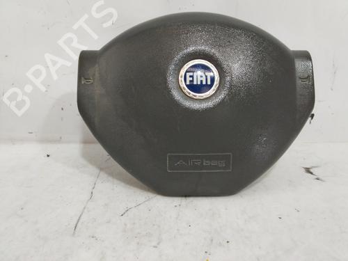 Used Driver airbag FIAT PANDA (169_) 1.2 (169.AXB11, 169.AXB1A) (60 hp) 27564142