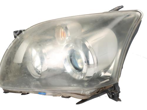 Phare gauche TOYOTA AVENSIS Saloon (_T25_) 2.0 D-4D (CDT250_, CDT250R) (116 hp) 32317434