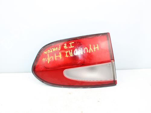 Used Left tailgate light HYUNDAI H-1 Van (A1) [1997-2008]  16355102