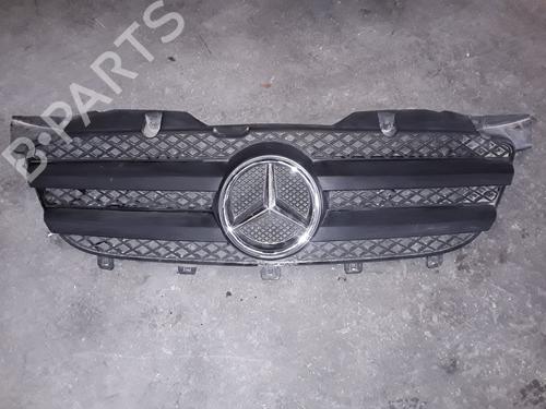Used Grille MERCEDES-BENZ SPRINTER 2-t Van (B901, B902) [1995-2006]  10811114