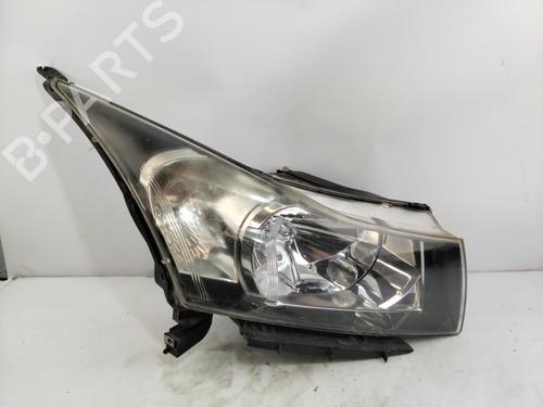 Used Right headlight CHEVROLET CRUZE (J300) 1.6 (124 hp) 20857449