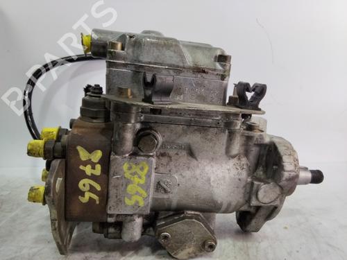Used Injection pump RENAULT MEGANE I Classic (LA0/1_) 1.9 dTi (LA1U) (80 hp) 25467374