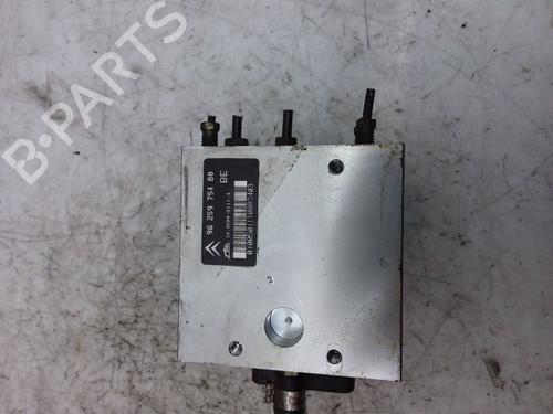 Used ABS pump CITROËN XANTIA (X2) 2.0 HDI 90 (90 hp) 8575120