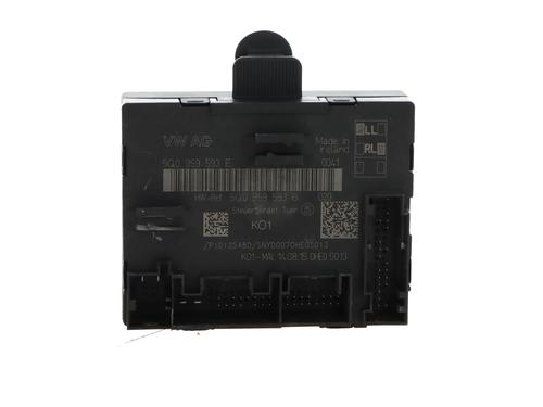 electronic-module-audi-a3-sportback-8va-8vf-2012-2013-2014-2015-2016-2017-2018-2019-2020-2021-38045609 main image