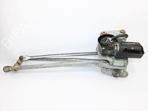 Used Front wiper motor PEUGEOT 306 Hatchback (7A, 7C, N3, N5) 1.4 (75 hp) 15583432