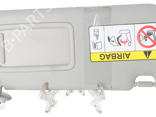 Højre solskærm TOYOTA COROLLA Saloon (_E21_) 1.6 VVTi (ZRE210) (122 hp) 33175634