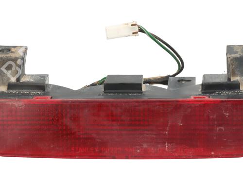 Używane Trzecie światło stopu MITSUBISHI PAJERO III (V7_W, V6_W) 3.2 Di-D (V68W) (160 hp) 30810851