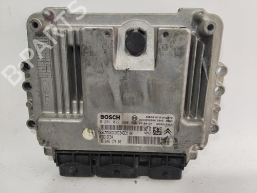 Calculateur moteur (ecu) CITROËN C4 Grand Picasso I (UA_) 1.6 HDi (109 hp) 24849502