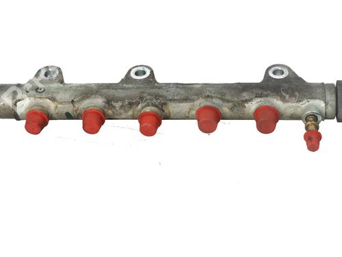 Used Injection rail OPEL VIVARO A Bus (X83) [2001-2015]  32163099