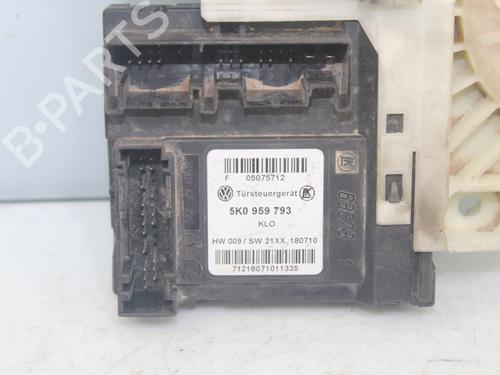 Left front window motor VW GOLF VI (5K1)  | BP17451557E21