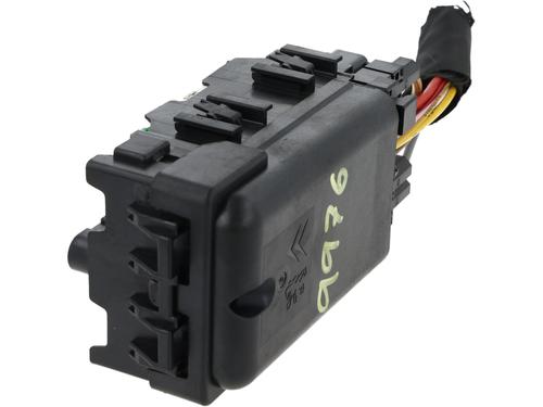 Fuse box CITROËN C4 II (NC_)  | BP29565638E1 