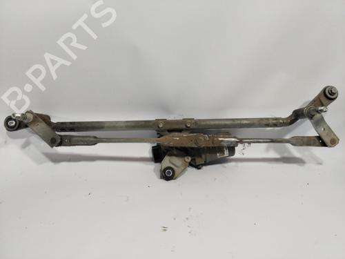 front-wiper-motor-renault-arkana-i-lcm_-ldn_-2019-33334906 main image