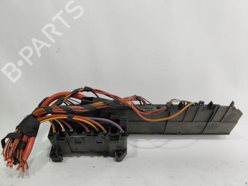 Zekeringkast BMW 5 (E60) 520 d (177 hp) 24918764