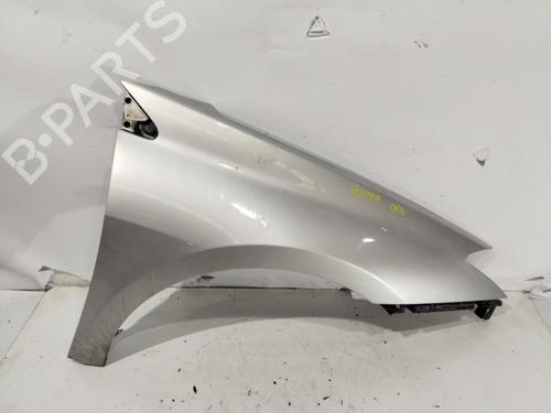 Used Right front fenders RENAULT LAGUNA III (BT0/1) 2.0 dCi (BT01, BT08, BT09, BT0E, BT0K, BT12, BT1C, BT1D,... (150 hp) 31805677