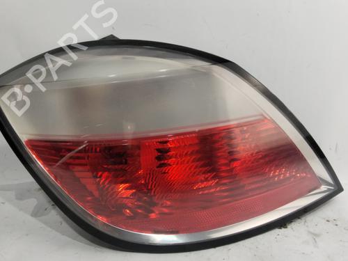 Venstre baglygte OPEL ASTRA H (A04) [2004-2014]  27383791