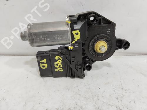 Portierruitmotor rechtsachter VW TOURAN (1T1, 1T2) 2.0 TDI 16V (140 hp) 27239065