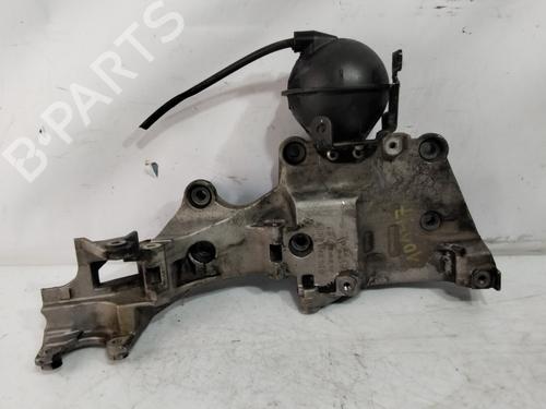 Supporto MITSUBISHI GRANDIS (NA_W) 2.0 DI-D (NA8W) (140 hp) 30468005