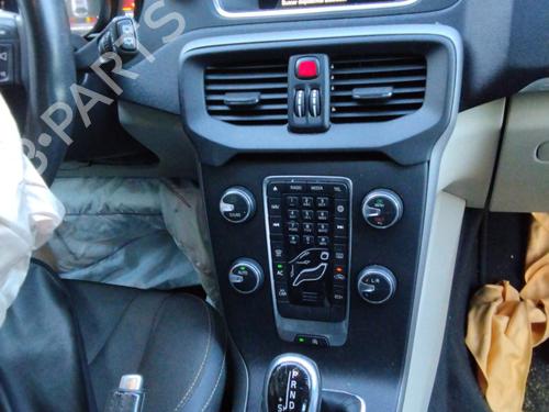 Radiator fan VOLVO V40 Hatchback (525) D2 | BP32293013M35