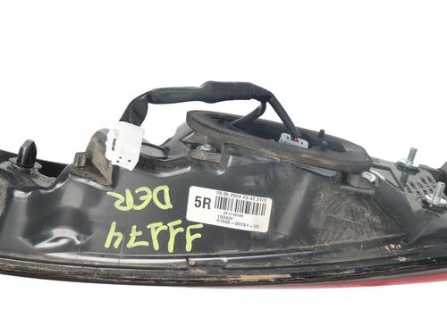 Right tailgate light TOYOTA COROLLA Saloon (_E21_) 1.6 VVTi (ZRE210) | BP33168491C80 - Image 2