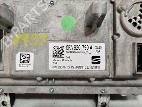 Instrument cluster SEAT LEON (KL1, KLG)  | BP25776639C47 