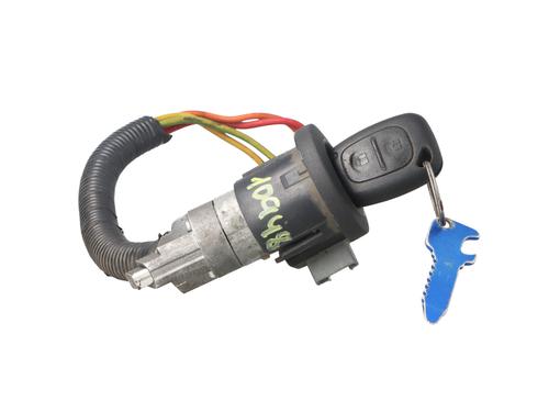 Used Ignition barrel OPEL VIVARO A Van (X83) [2001-2015]  32250751