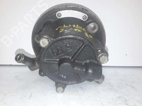 Used Vacuum pump NISSAN PRIMERA (P11) 2.0 TD (90 hp) 8565532