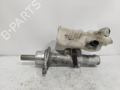 Used Brake master cylinder RENAULT TRAFIC III Bus (JG_) [2014-2025]  26927836