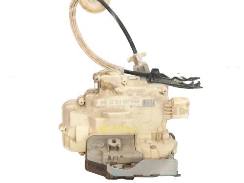 Højre fortil lås VW TOUAREG (7LA, 7L6, 7L7) 3.0 V6 TDI (240 hp) 31571731