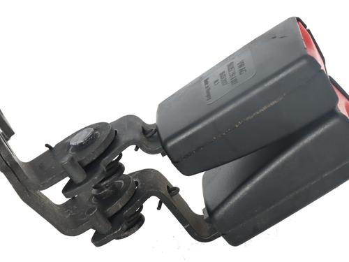 seat-buckle-vw-golf-vii-variant-ba5-bv5-2013-2014-2015-2016-2017-2018-2019-2020-2021-2022-33957958 main image