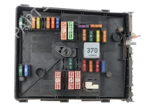 Used Fuse box Fuse box SEAT LEON (1P1) 1.6 TDI (105 hp) 35933675 35933675