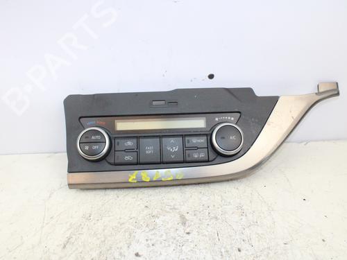 Climate control TOYOTA AURIS (_E18_)  | BP15359067I5 