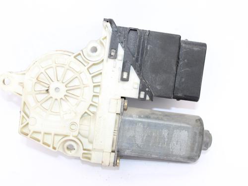 Used Left rear window motor VW GOLF IV (1J1) [1997-2008]  15503072
