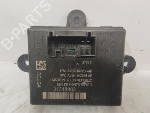 Used Comfort control module VOLVO V60 I (155) D3 / D4 (163 hp) 26186404