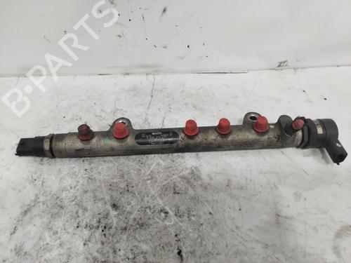 Used Injection rail TOYOTA COROLLA (_E12_) 1.4 D (NDE120_, NDE120R) (90 hp) 27223597